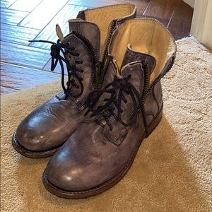 Bed | Stu combat boots